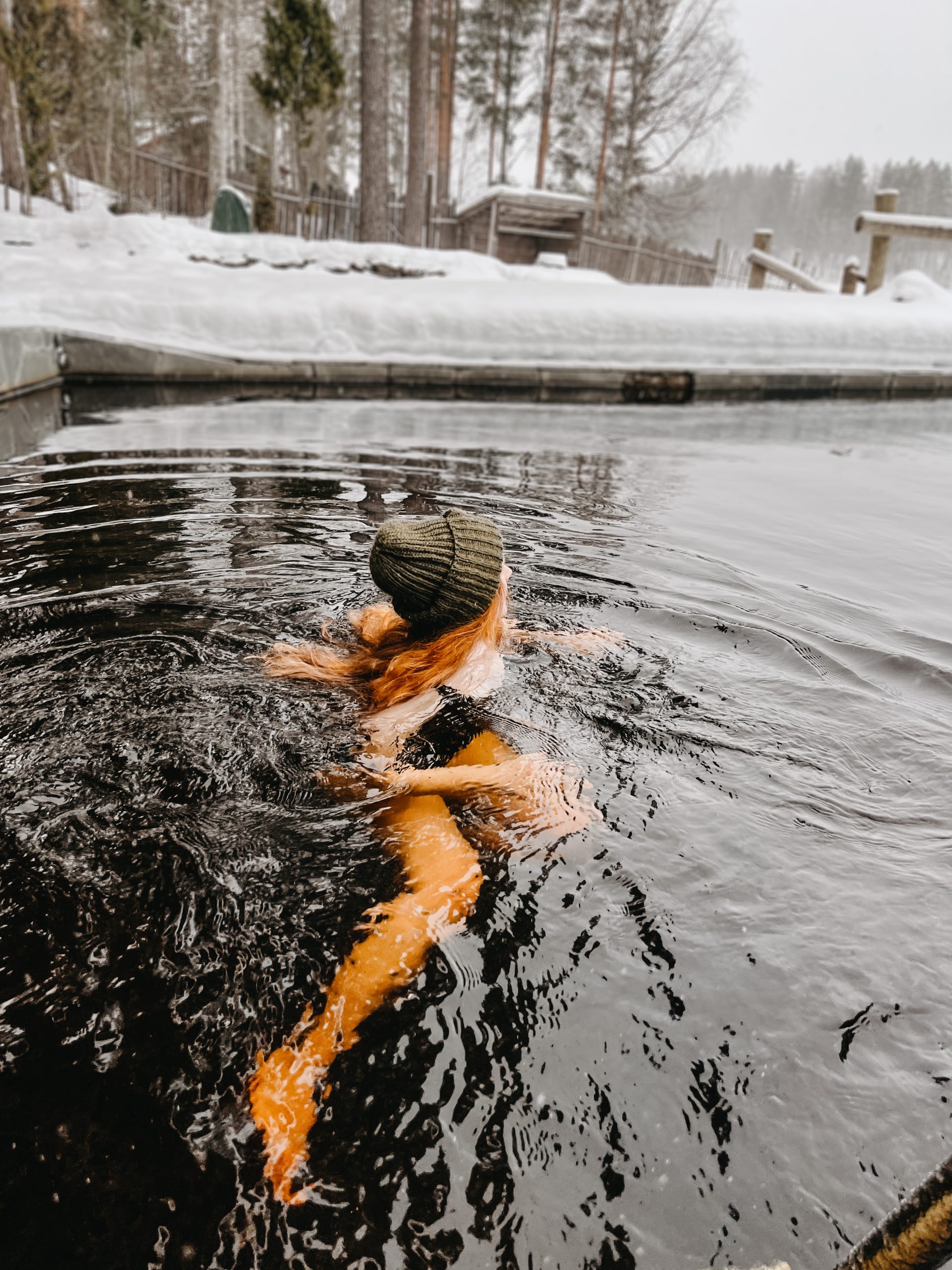 Järvisydän spa winter swimming